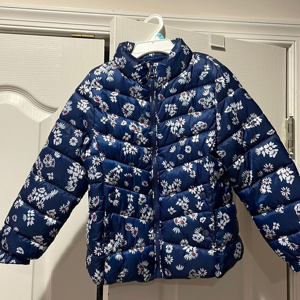 Zara girls 6 blue white floral front zip with pockets puffer jacket euc